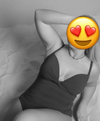 💋💞 Страстная и чувственная, я создам атмосферу полного расслабления и наслаждения.
Мои услуги включают классический секс, минет, эротический массаж и многое другое - всё, чтобы доставить тебе незабываемый опыт. 😍💦
Буду рада встрече с щедрым и ухоженным джентльменом. Звони и не пожалеешь! 📞💕
Отзывы о моей работе говорят сами за себя - мои клиенты всегда возвращаются к моим нежным объятиям. 💌🥰
Посмотри мои фото в профиле, и ты поймешь, что ты не сможешь устоять перед моими прелестями. 😉💃
Жду встречи с тобой в Москве, чтобы воплотить в реальность все твои самые сокровенные фантазии. 🌟✨ Алена